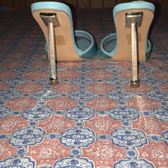 Light blue & gold open toe heels - Picture 5 of 10